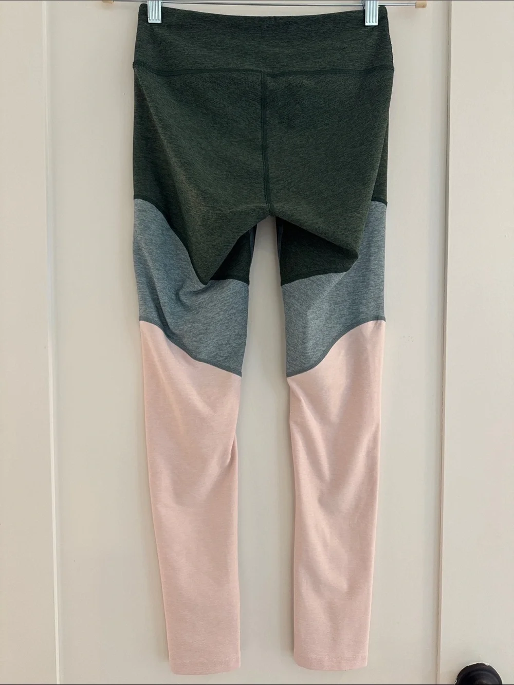 Outdoor Voices Tricolor 7/8 Leggings | Size Small - Picture 3 of 4